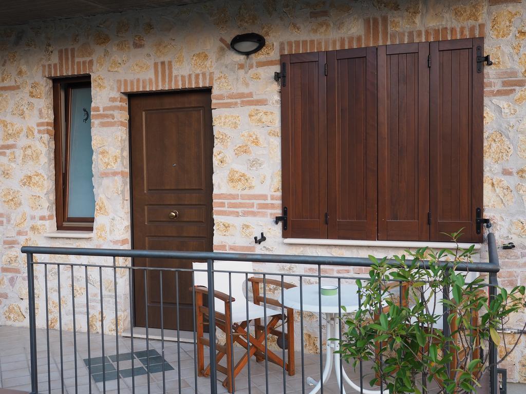 Domus Umbra Villa Terni Luaran gambar